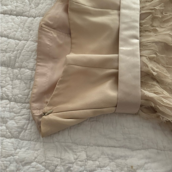 Like new strapless White House Black Market gold /champagne dress - Picture 6 of 8